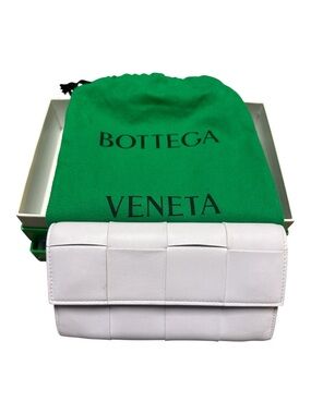 Bottega Veneta wallet